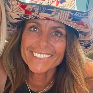 Meet your Posher, Michele